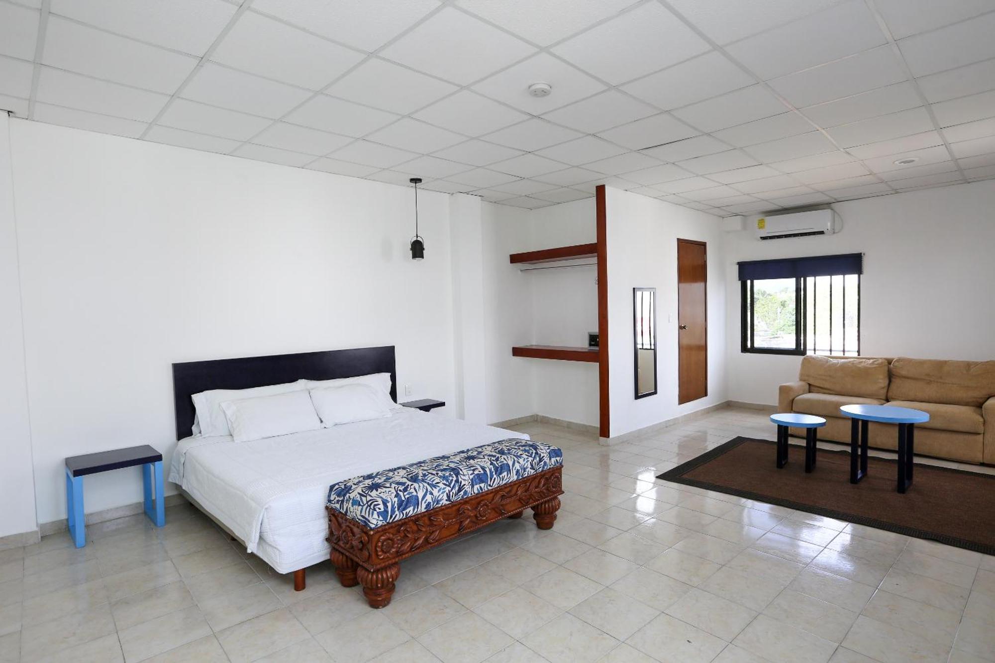 Hotel&Suites Arges - Centro Chetumal Buitenkant foto